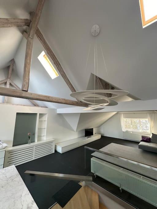 Panorama Penthouse In Wunderschoener Villa Cassel Extérieur photo