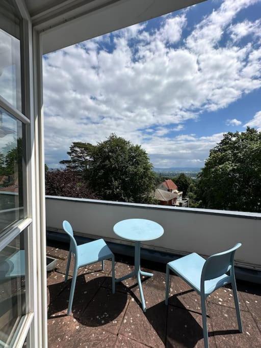 Panorama Penthouse In Wunderschoener Villa Cassel Extérieur photo